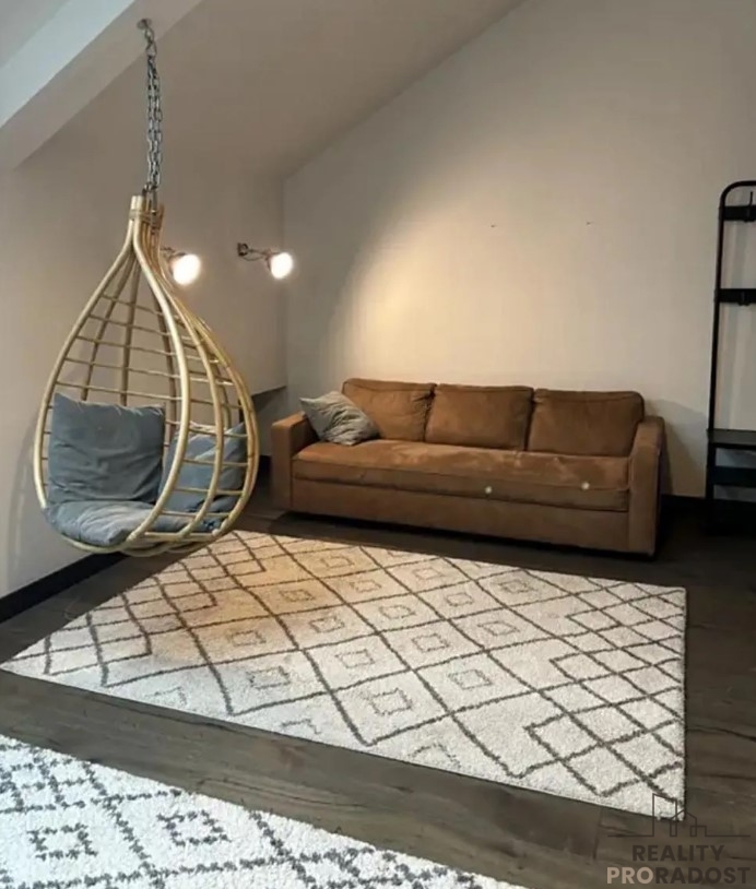 Pronájem bytu 3+kk 115 m² Revoluční, Praha - 3