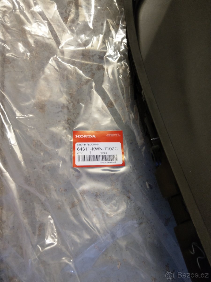 Honda pcx 125 novy levy, pravy naslap original - 3