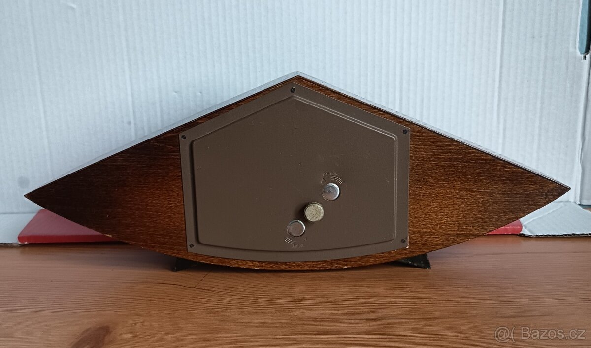 Retro hodiny Vesna - 3