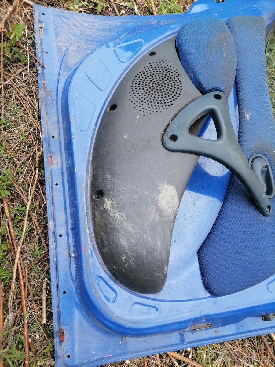 Fiat doblo rv. 98 pravé přední dveře - 3