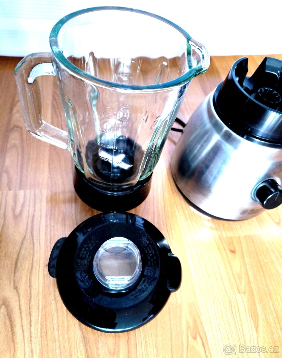 Stolní mixér Russell Hobbs 23821 - 3