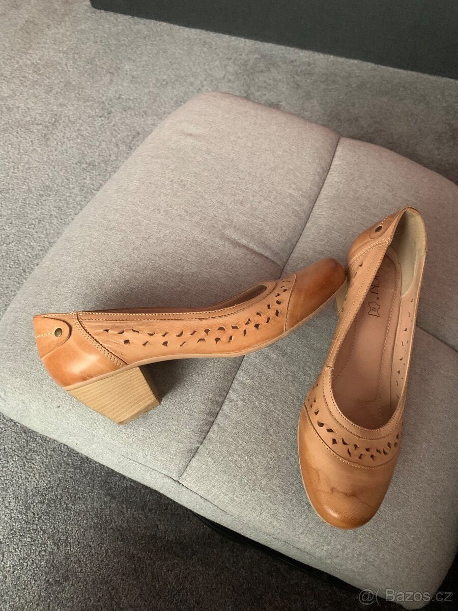 CELOKOŽENÉ JARNÍ/ PODZIMNÍ DOVOZ.LODIČKY, vel.41 - 3