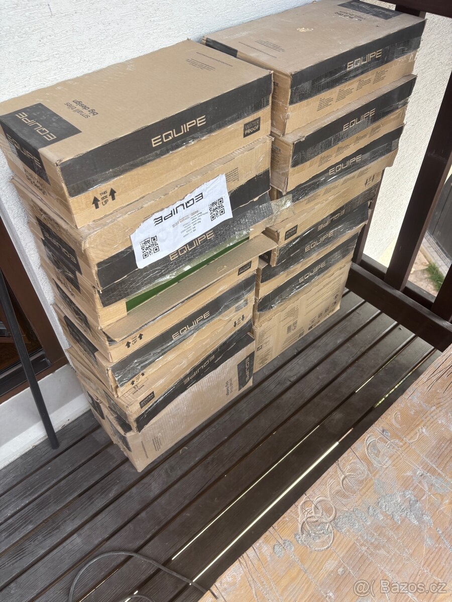 Zelený interior obklad (cena dohodou Vitral Forest reactive) - 3