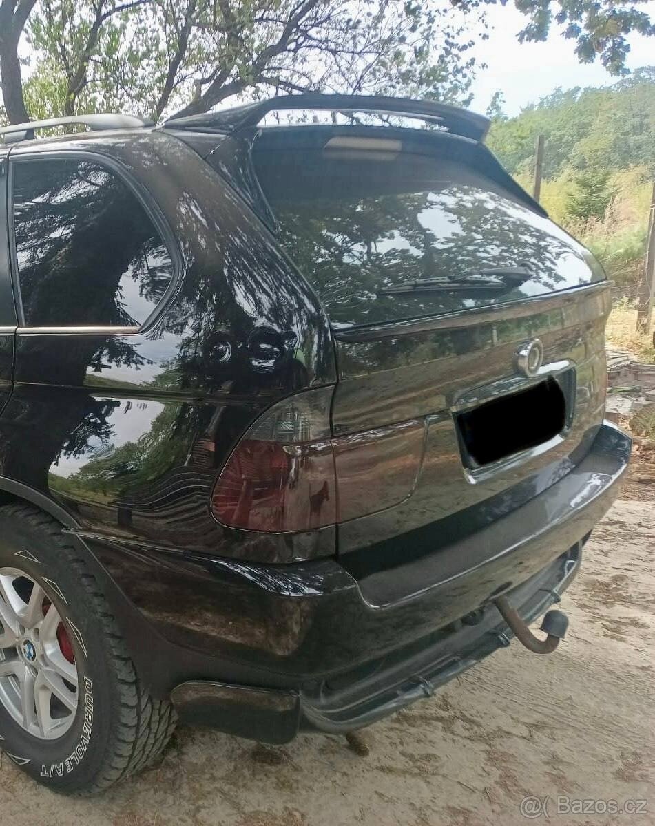 Spoiler nad víkem zavazadlového prostoru pro BMW e53 - 3