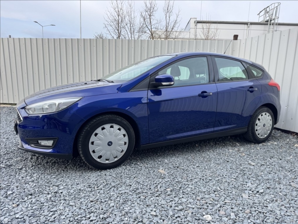 Prodávám Ford Focus 1,5 TDCi 77kW NAVIGACE - 3