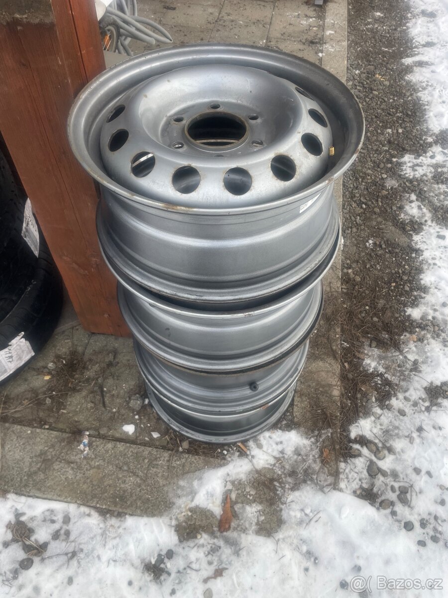 Plechvé disky 6 1/2 x16 - 3