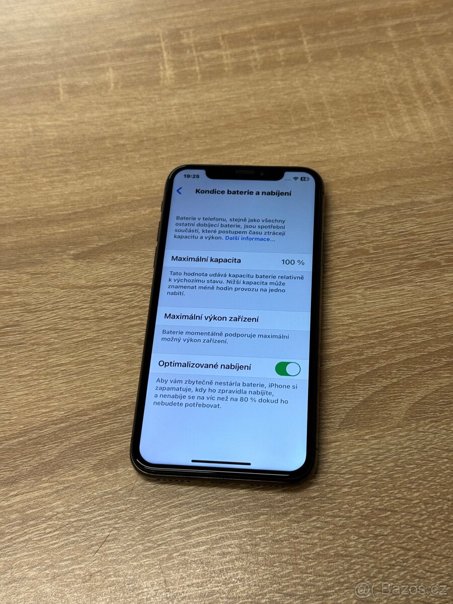 iPhone X 256GB (nová baterie) - 3