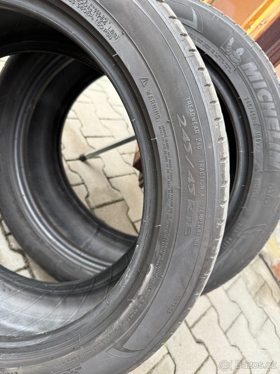 245/45/18 pneu michelin - 3
