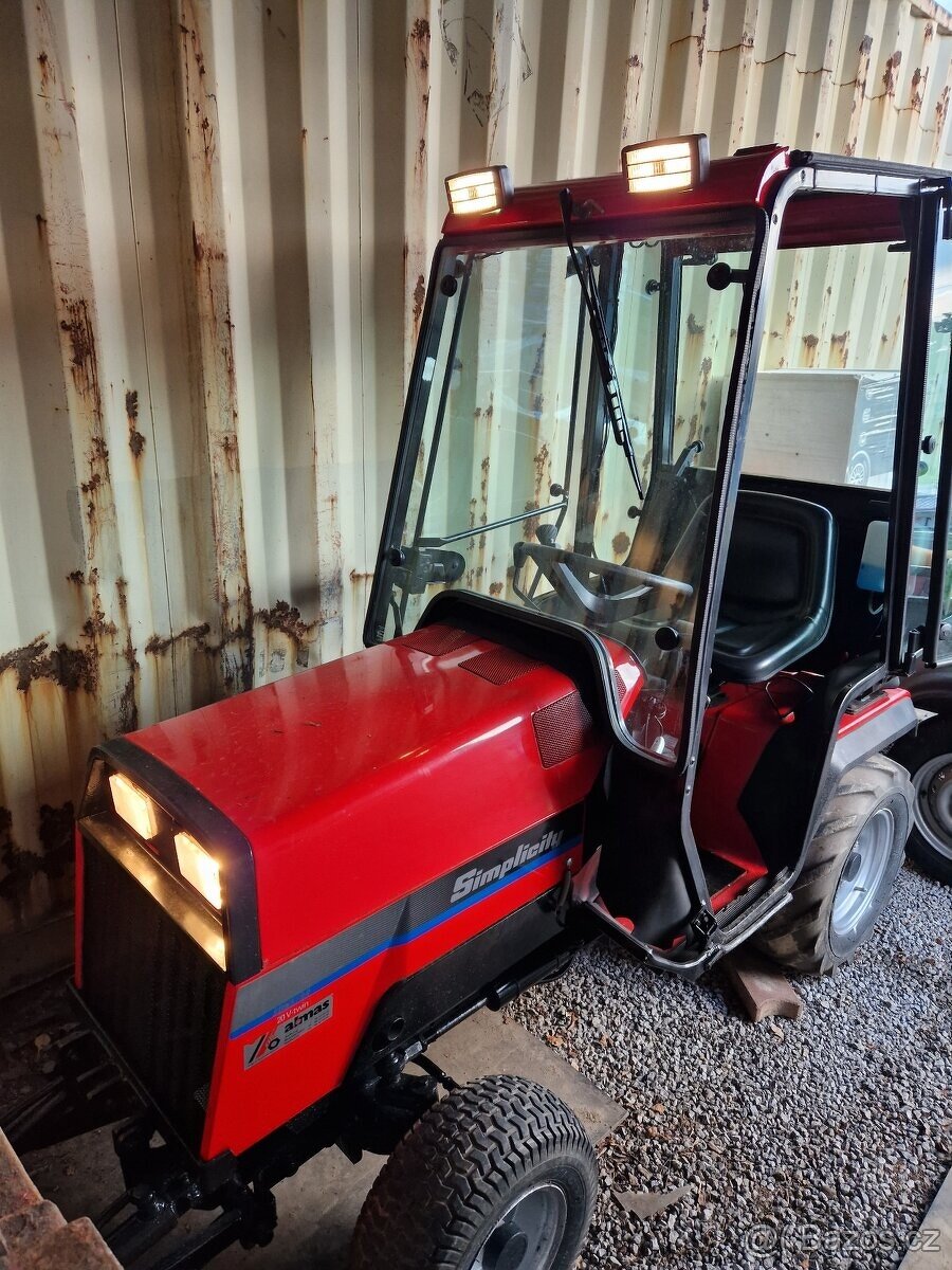 Malotraktor GMR SIMPLICITY s kabinou - 3
