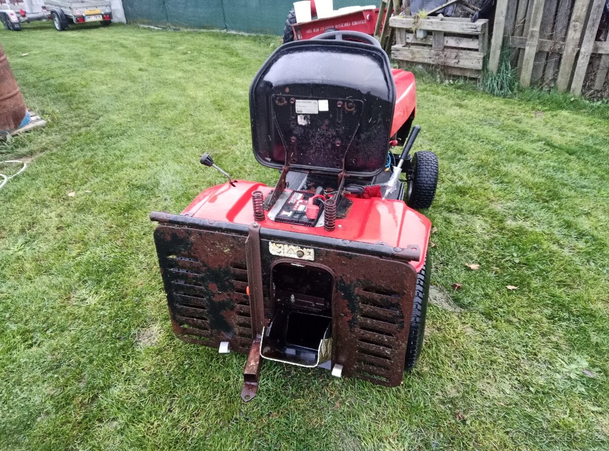 Sekací traktůrek MTD Rh 76 - 3