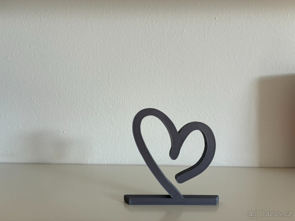 Originální svícen ve tvaru srdce - 3