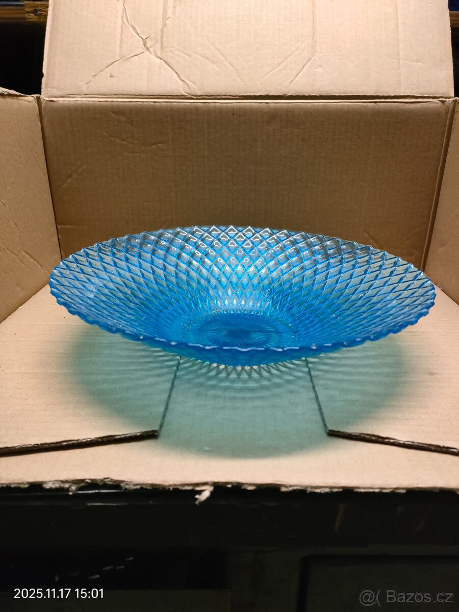 Skleněná mísa - 3