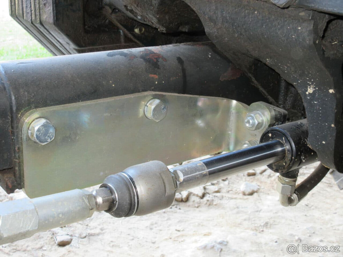 Hydrostatické řízení na Zetor UŘII/8011 - 3