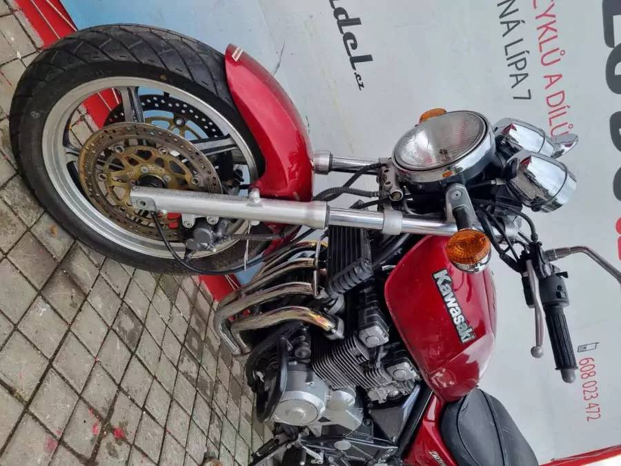Kawasaki Zephyr 550 - 3