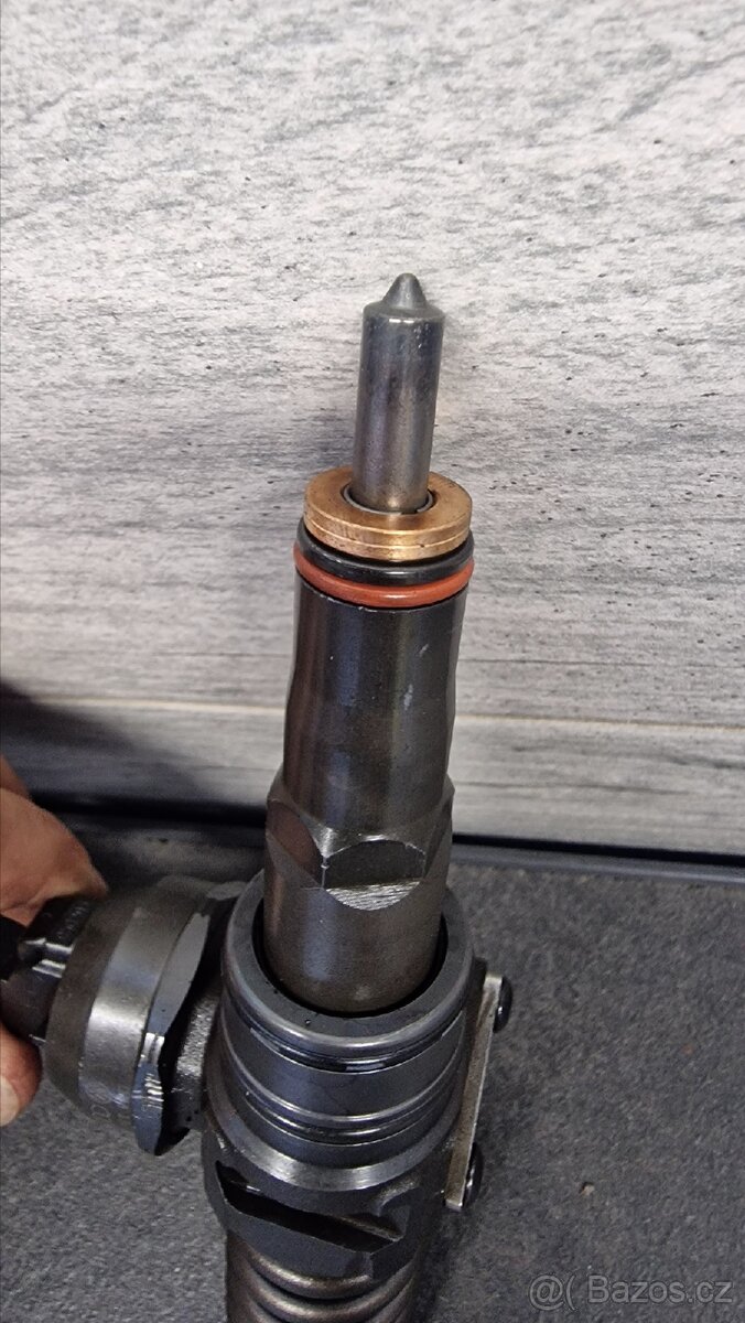 Vstřikovač Audi VW 2.0TDi - 3