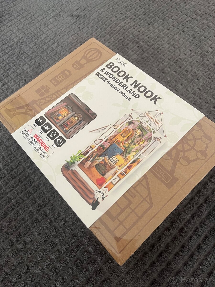 Book Nook- dekorace mezi knihy - 3
