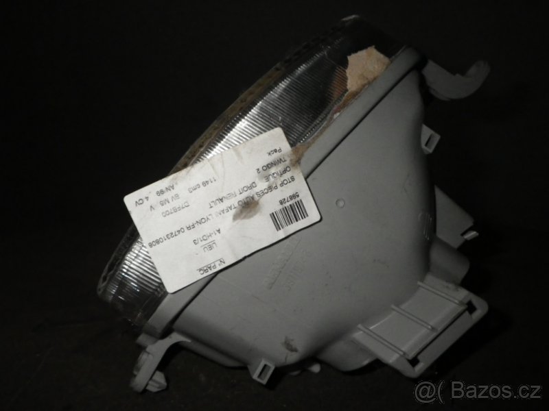 Prodám na R.Twingo r.v.: 1998 nové levé přední světlo - 3