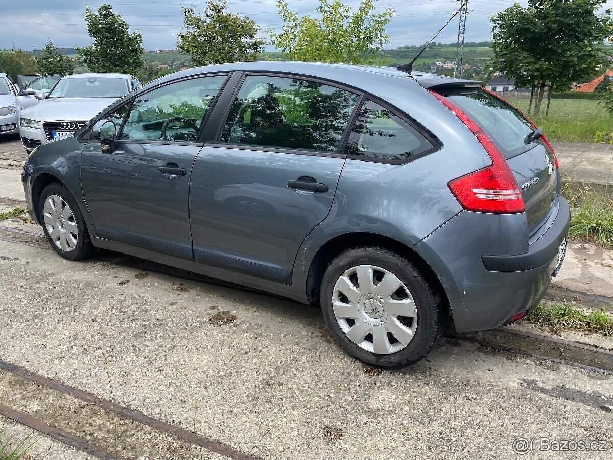 Citroen C4 1.4i 16v 65kw 5dv - 2009 - 3