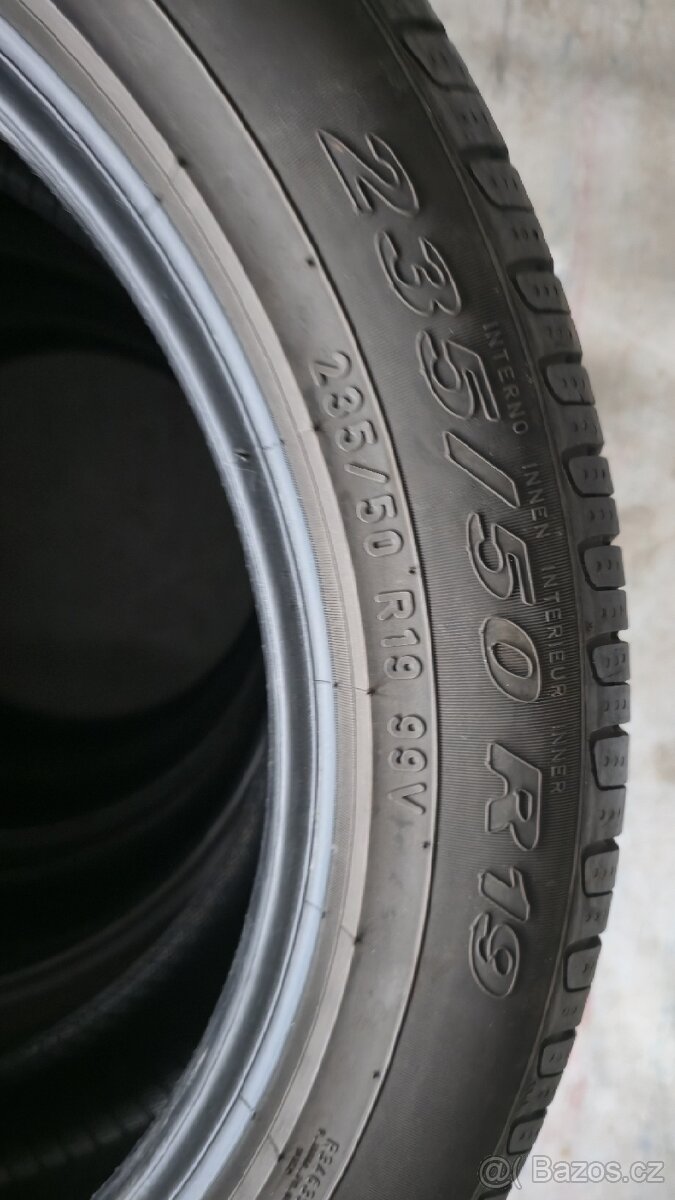 Prodám 4x Pirelli Scorpion verde 235/50 r19 - 3