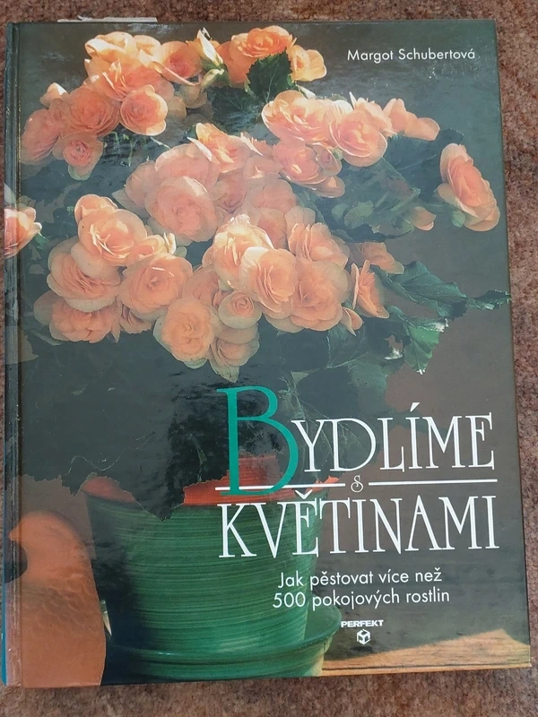 3 knihy o rostlinách - 3