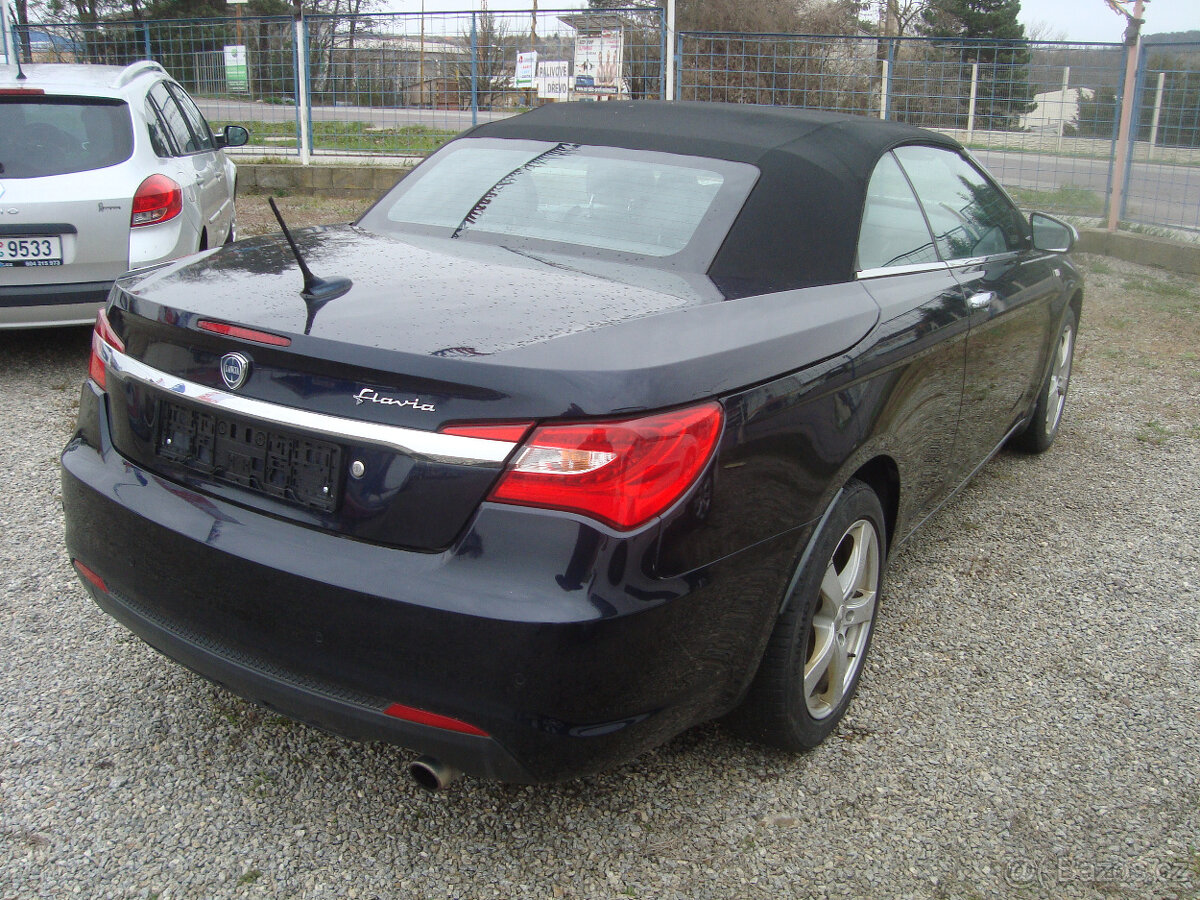 Lancia Flavia 2,4 cabrio - 3