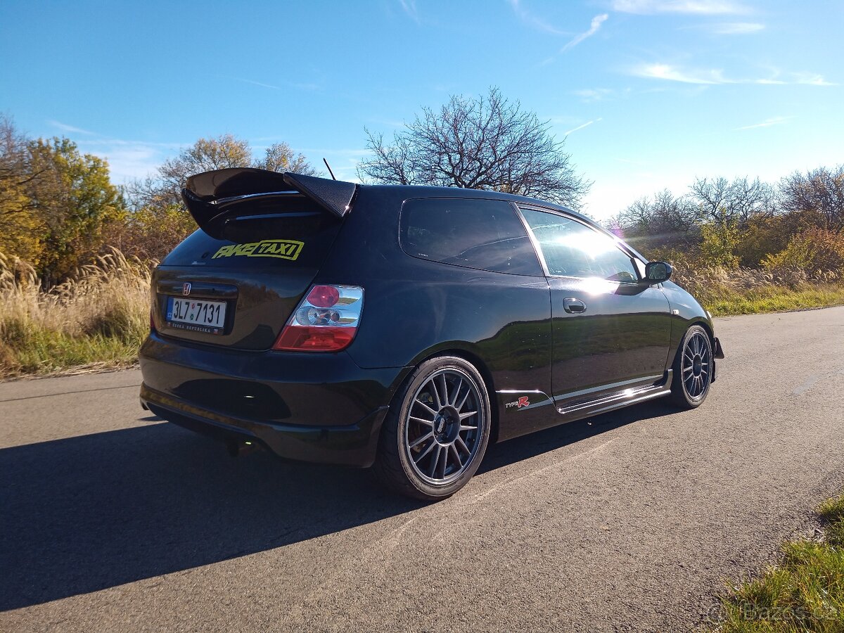 Honda Civic Type R EP3 - 3