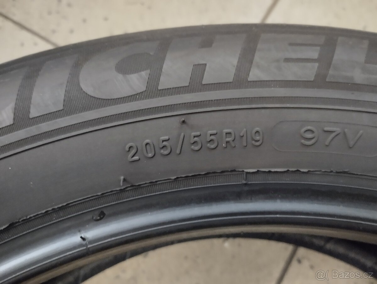 Michelin 205/55 R19 DOT 0623 - 3