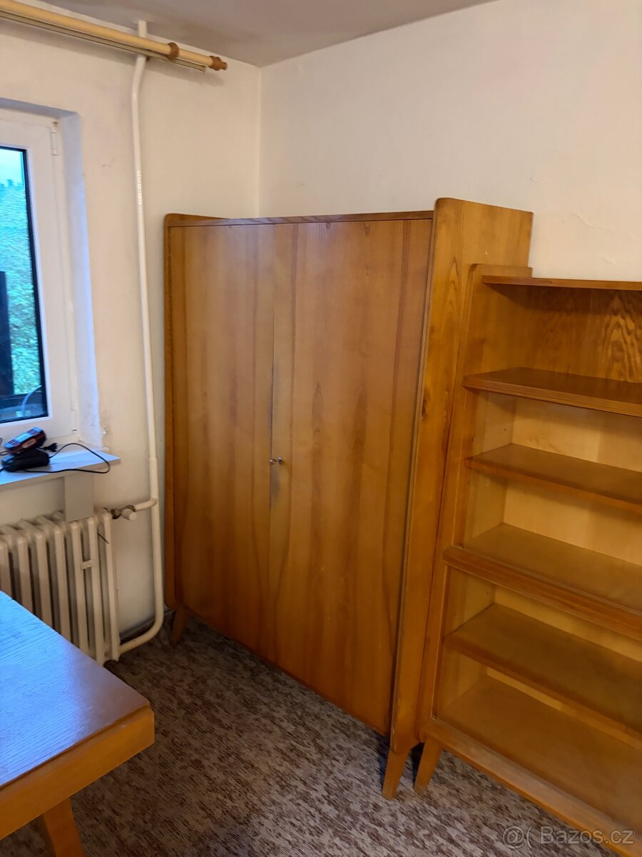 Nábytek, skříně, pohovka, atd… - 3