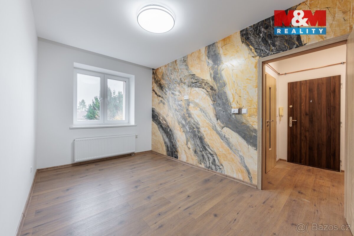 Prodej bytu 2+kk v Karlových Varech, 40 m2, ul. Závodu míru - 3