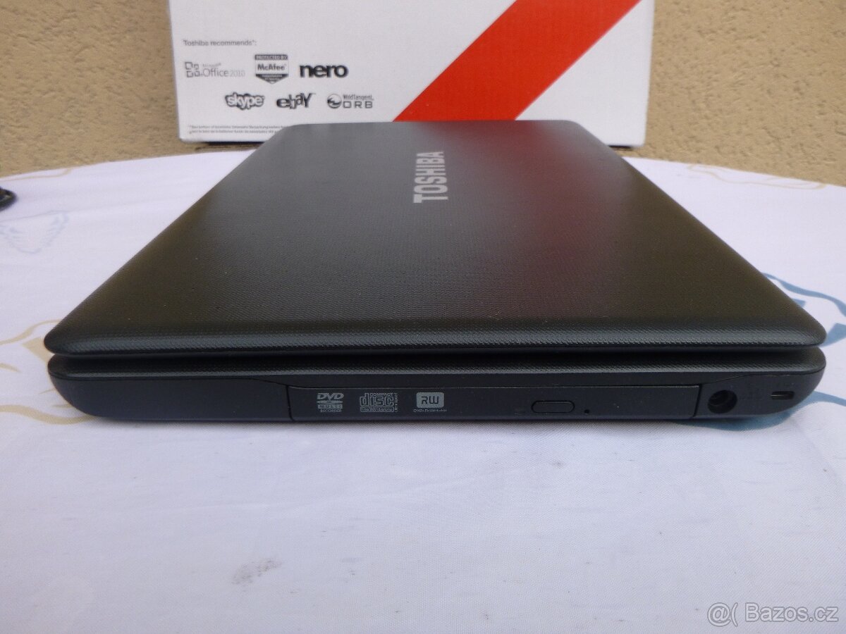 prodám notebook Toshiba - 3