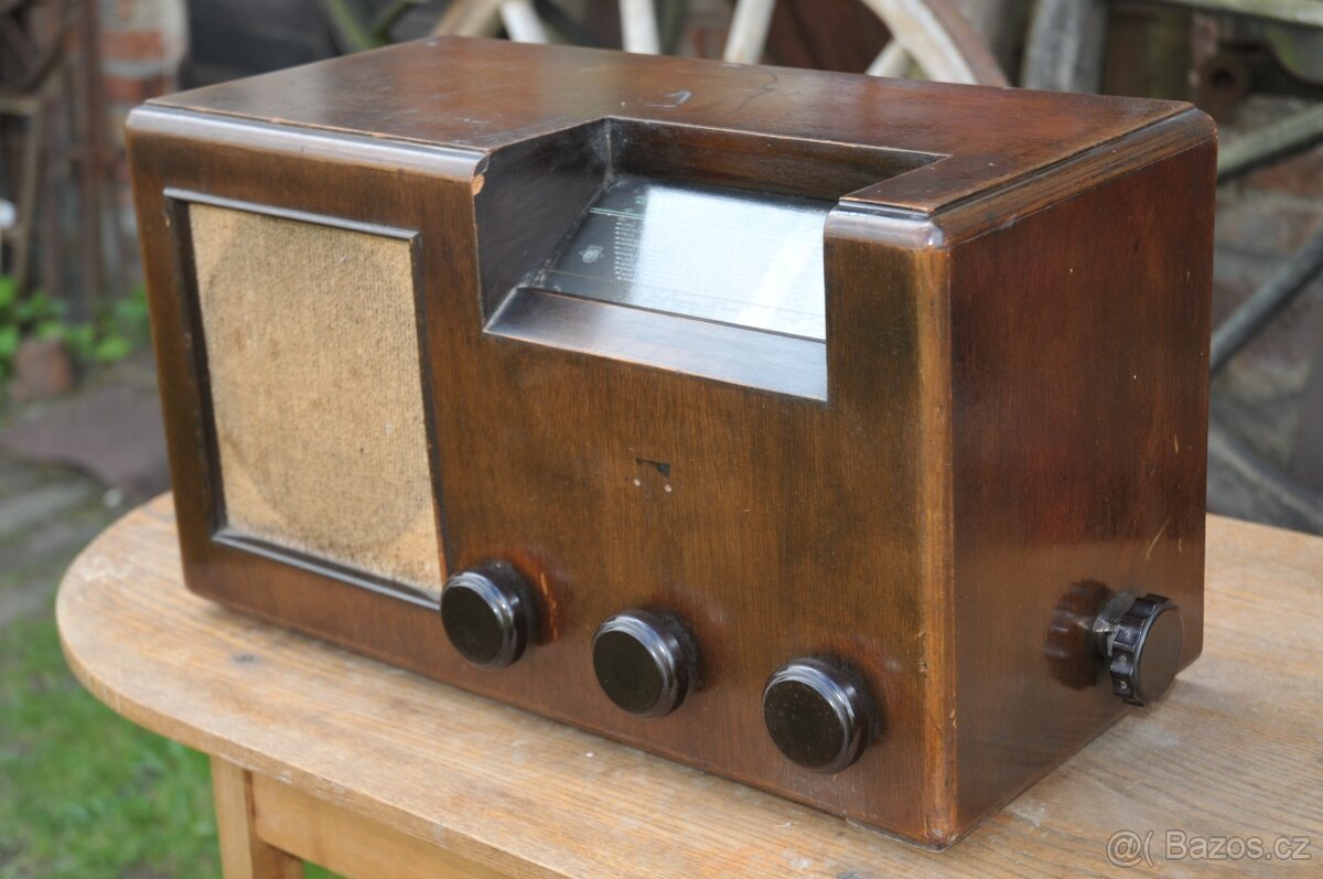 Rádio EMPO Superhet Herold - 3