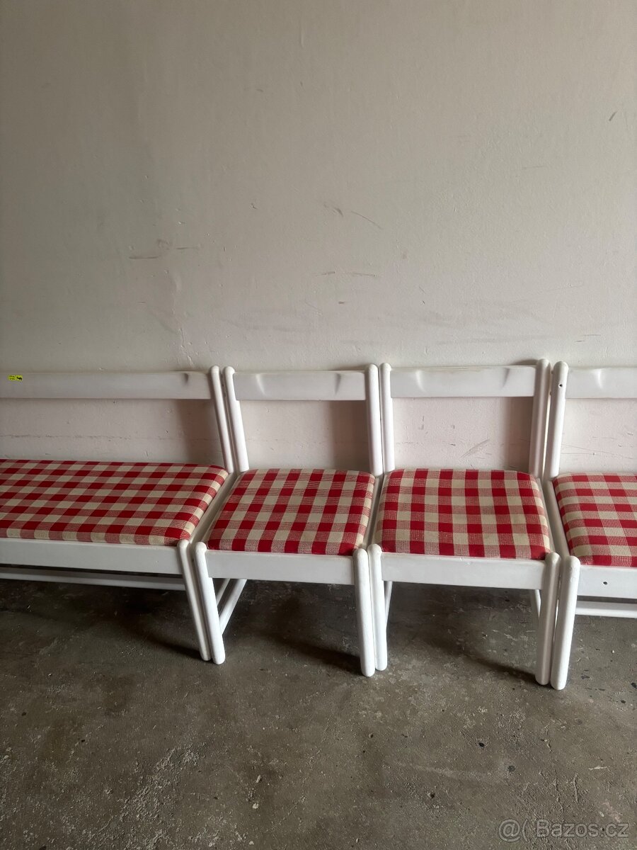 PRODÁM DVĚ LAVICE A DVĚ ŽIDLE -MASIV - 3