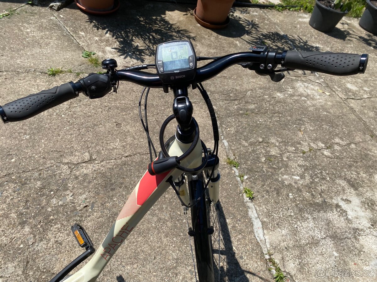 Elektrokolo městské Apache Sota Bosch Active Line - 3