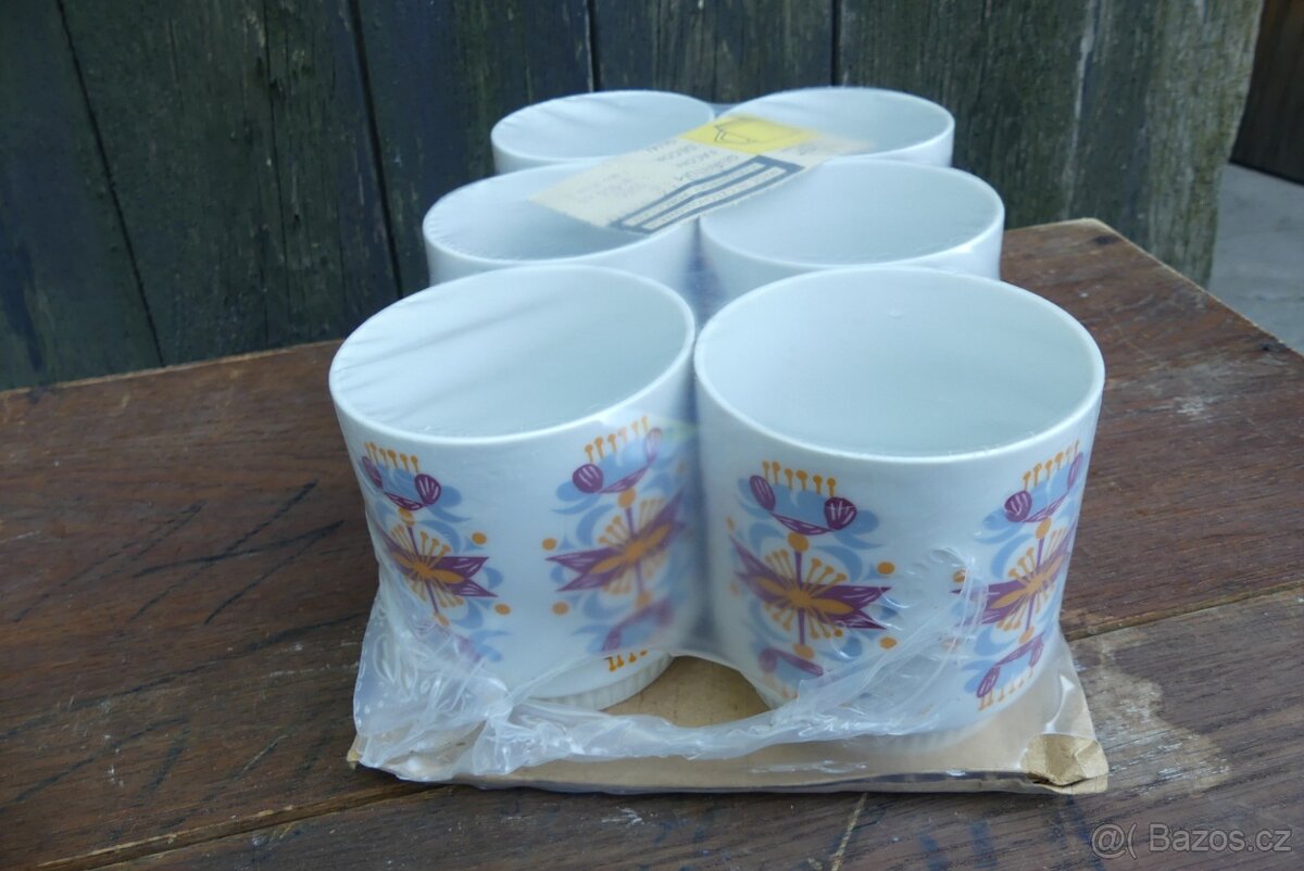 Retro hrnky původní balení, ČSSR 1966 - 3