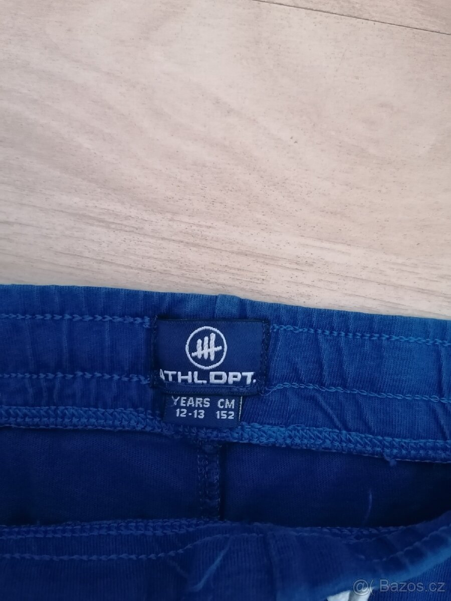 Chlapecké kraťasy vel.152 12/13let - 3