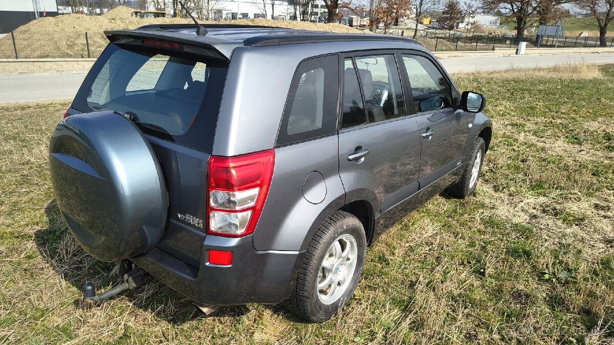 Suzuki Grand Vitara - 3