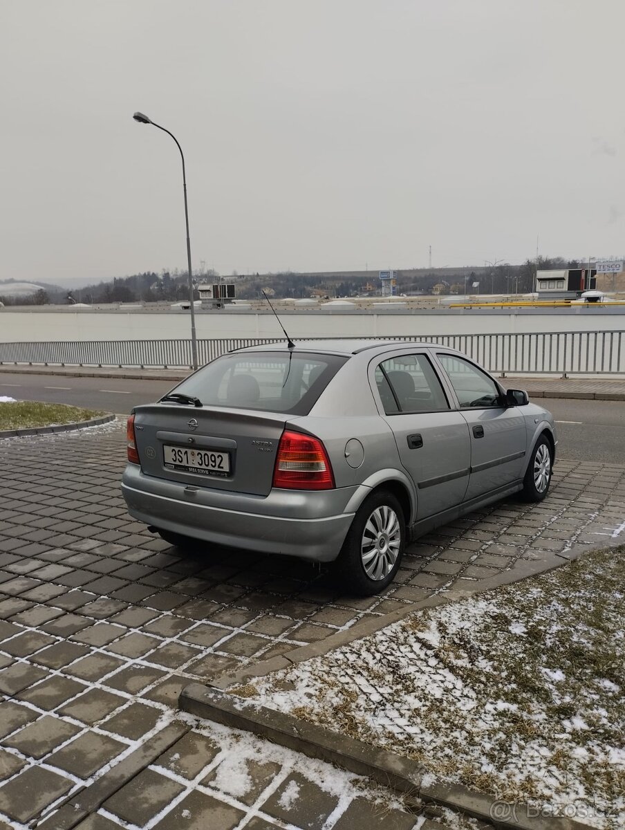 Opel Astra 1.6i 74kw - 3