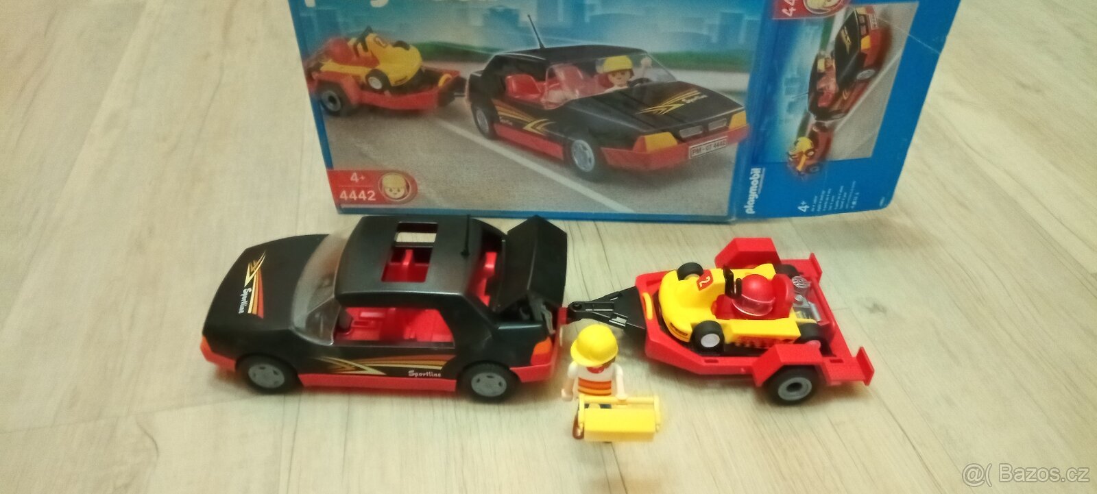 Playmobil Auto s přívěsem 4442 - 3