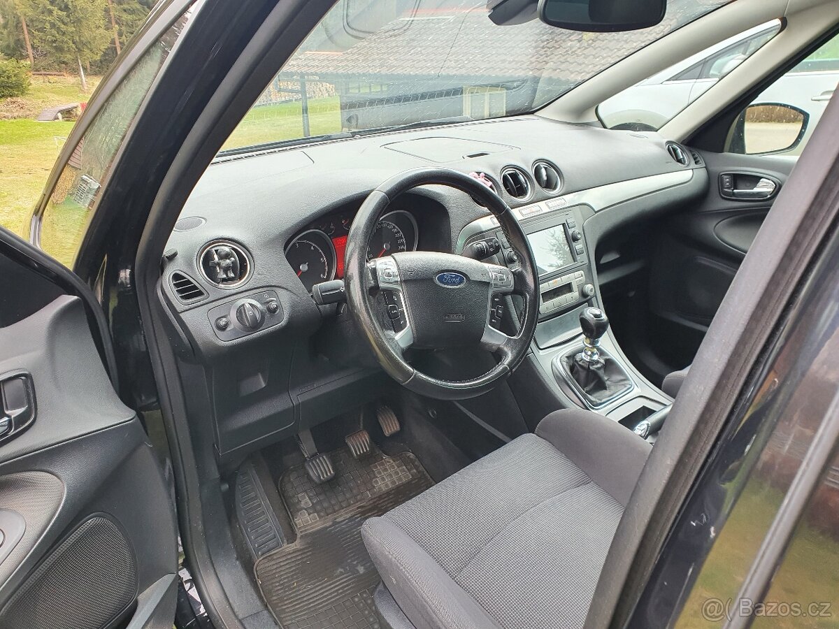 Prodám Ford sMax - 3