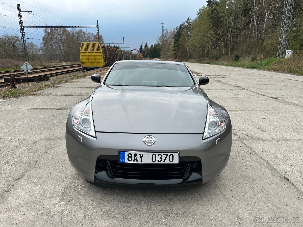 Nissan 370z - 3