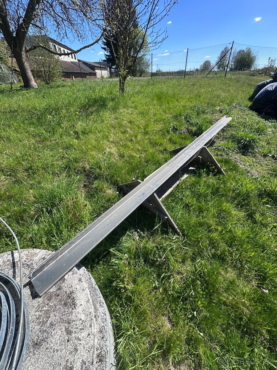 Přebytky ze stavby - 3