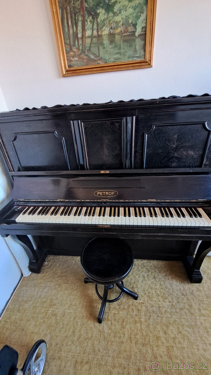 Pianino Petrof - 3
