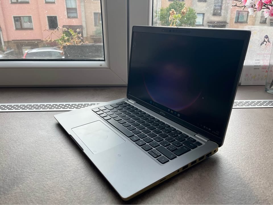Výkonný a moderní notebook Dell Latitude 5430 - 3