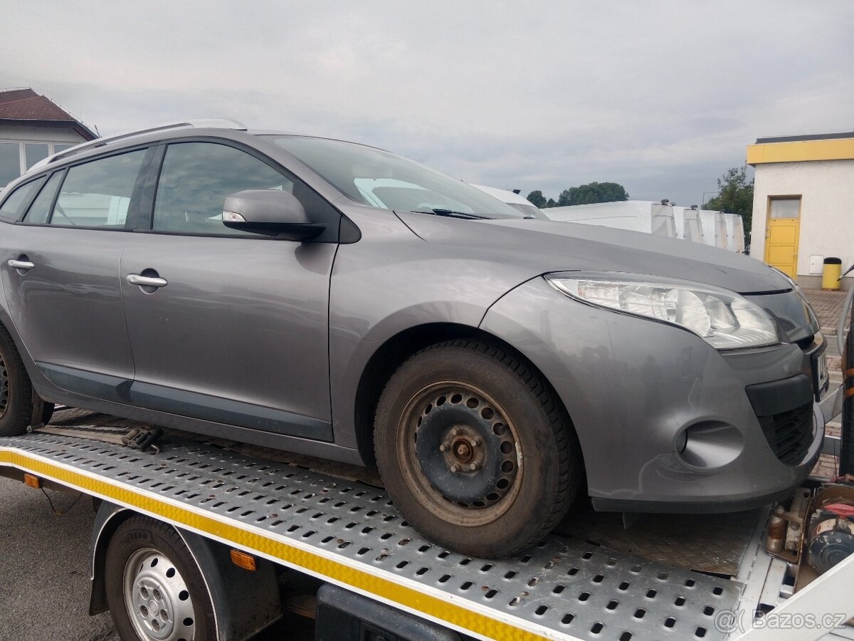Renault Megane combi III 1.5 dci - 3