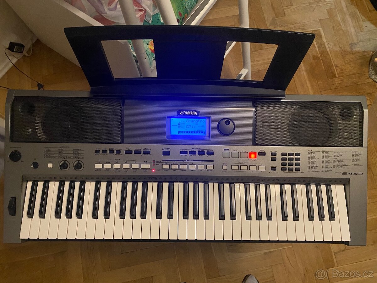 Keyboard Yamaha PSR E443 - 3