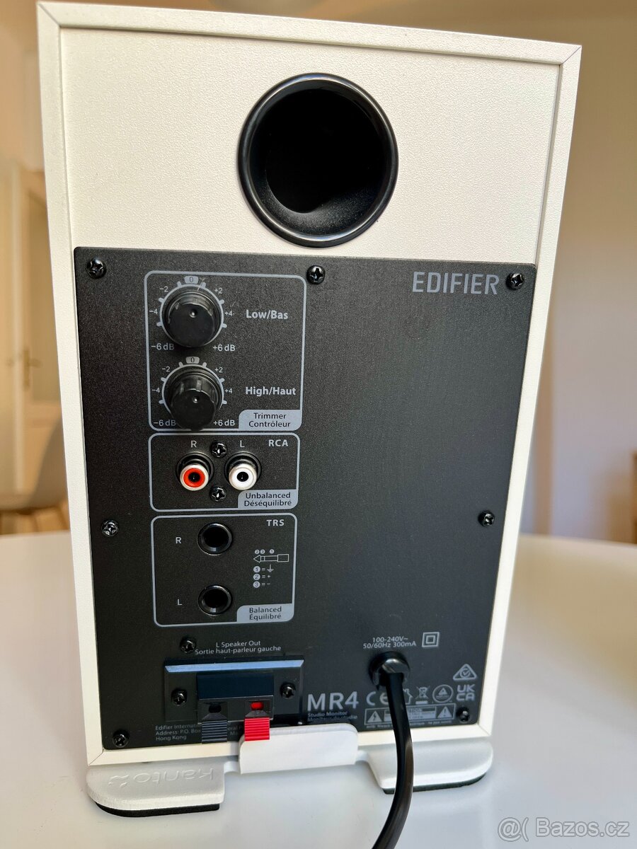Edifier MR4 monitor speakers (white) with Kanto S4 stands - 3