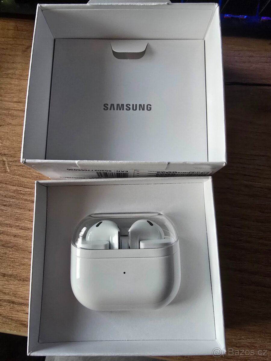 Samsung Galaxy Buds3 - 3