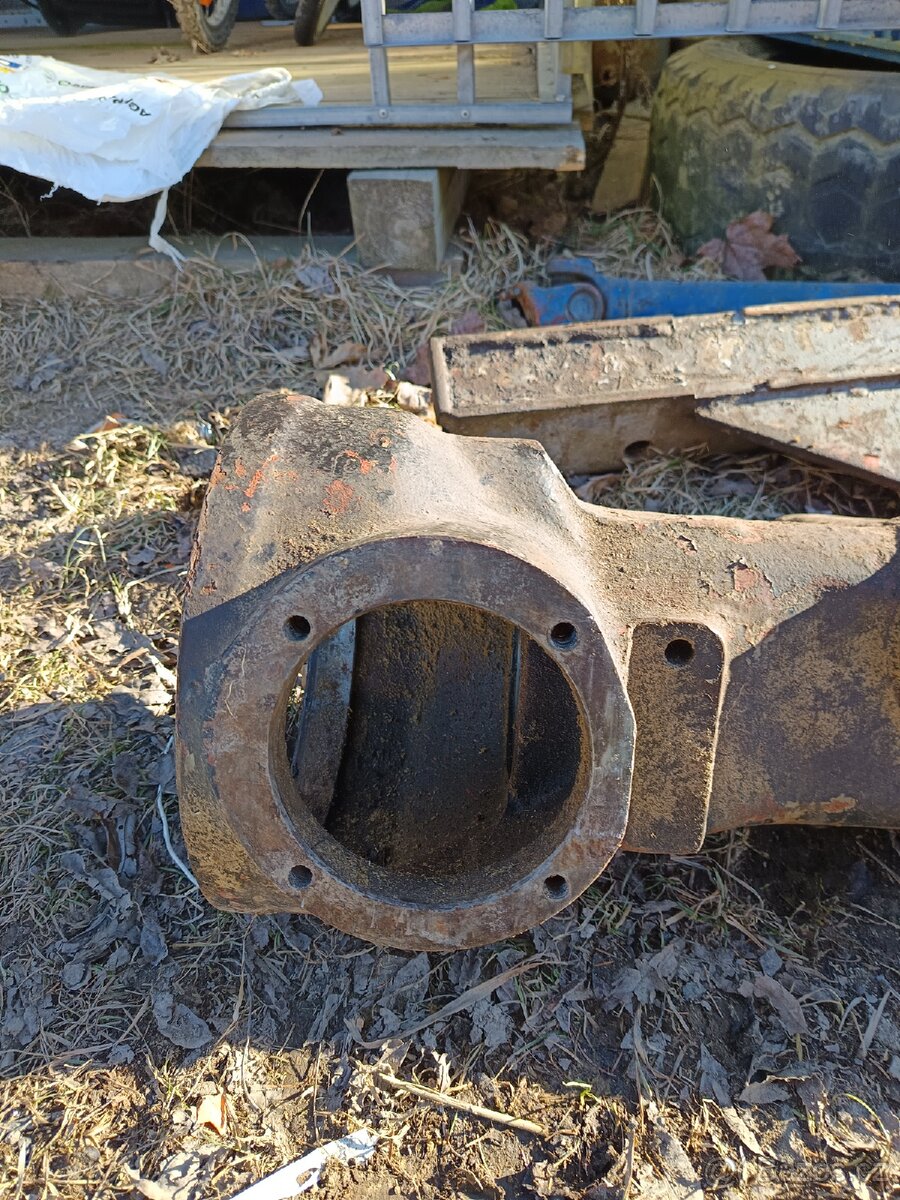 Prodám most přední hnané nápravy Zetor Crystal - 3