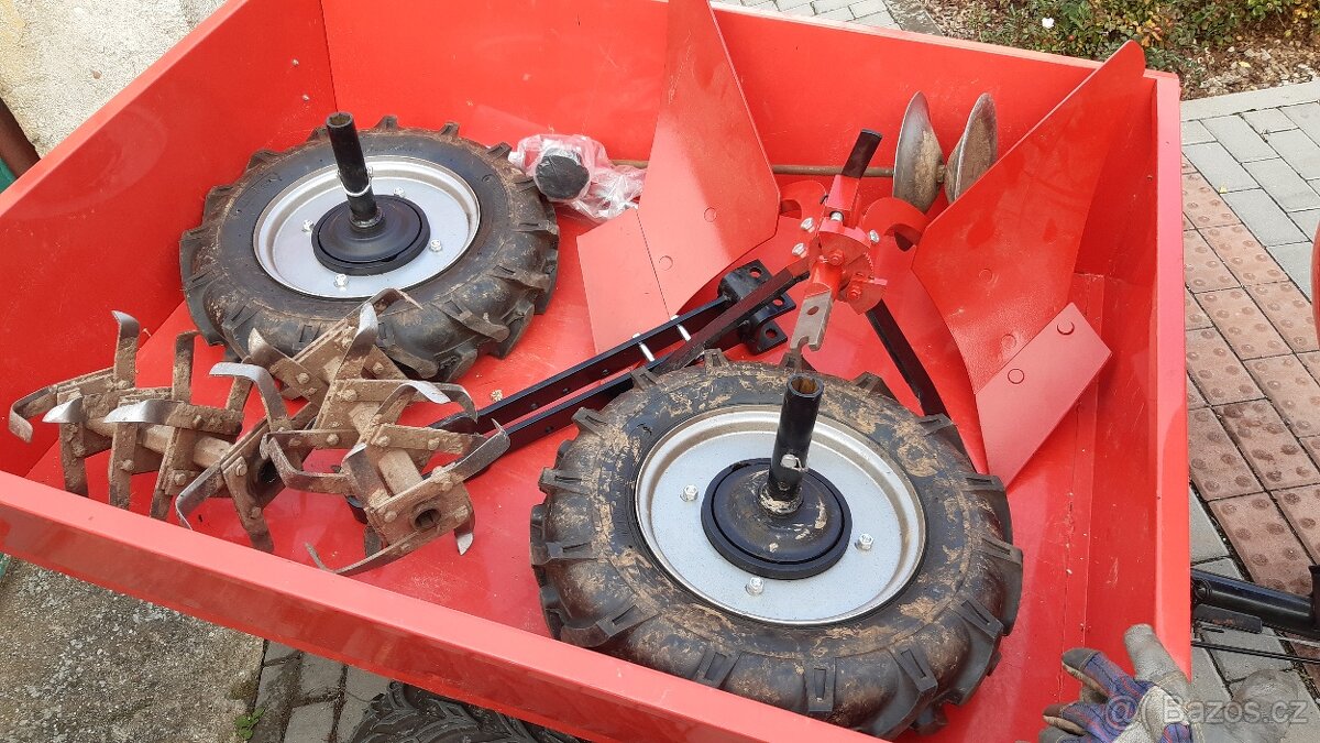 VARI-GLOBAL...PLUH, KOLA, ROTAVÁTOR - Pro Vari-Terr - 3