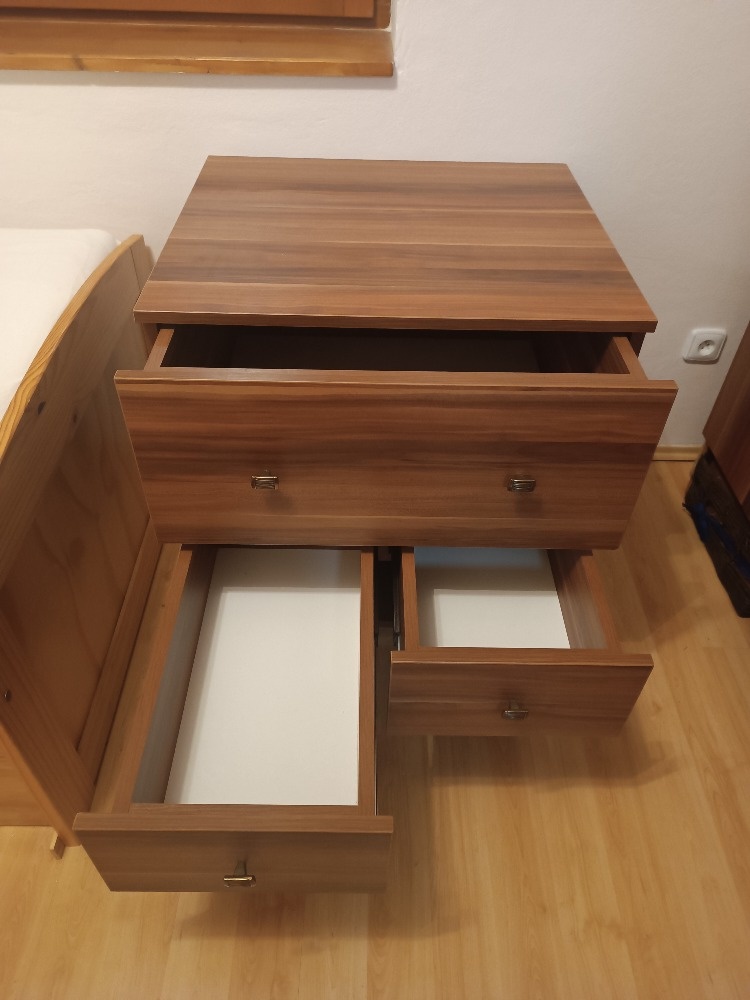 Komoda ve skvělém stavu - 3